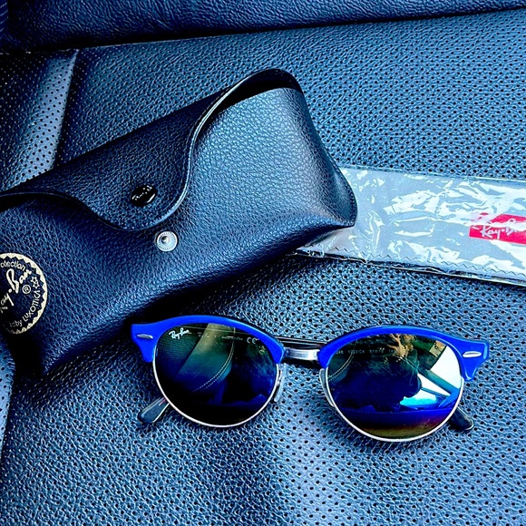 Ray-Ban Accessories - NWOT Ray-Ban Blue and Tan